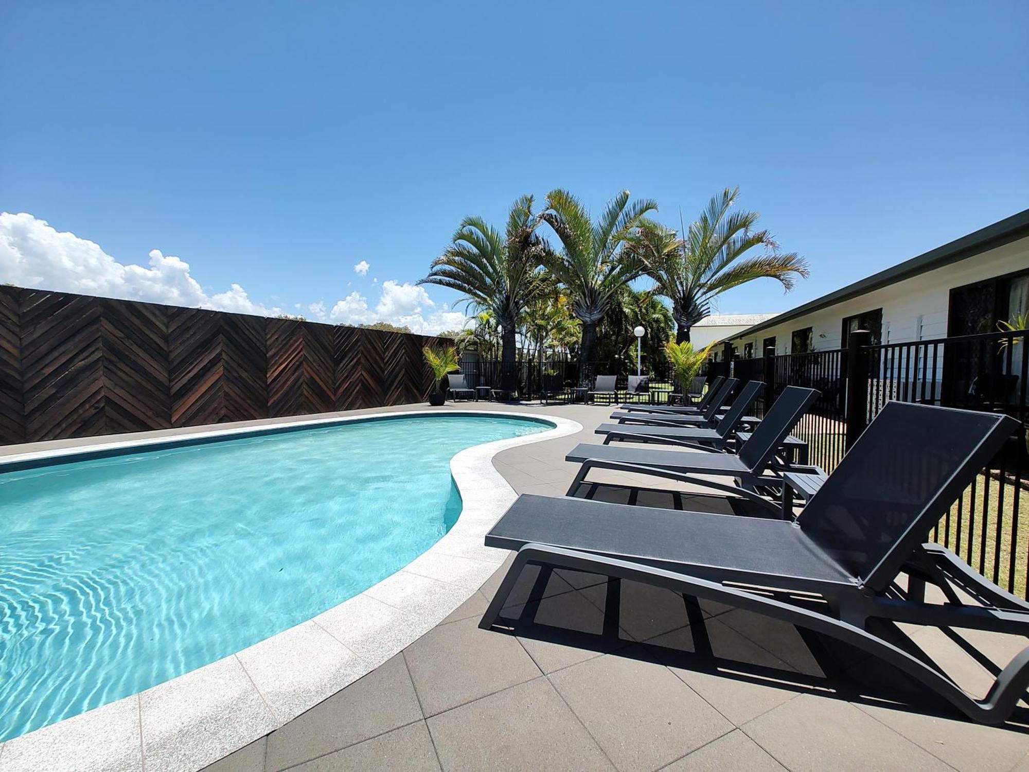 Pacific Palms Motor Inn Marcoola Extérieur photo
